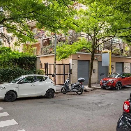 Appartement Meropia House *