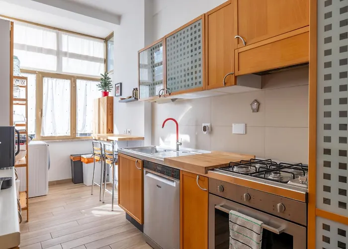 Meropia House Apartmán *