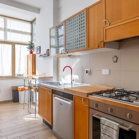 Meropia House Apartment *